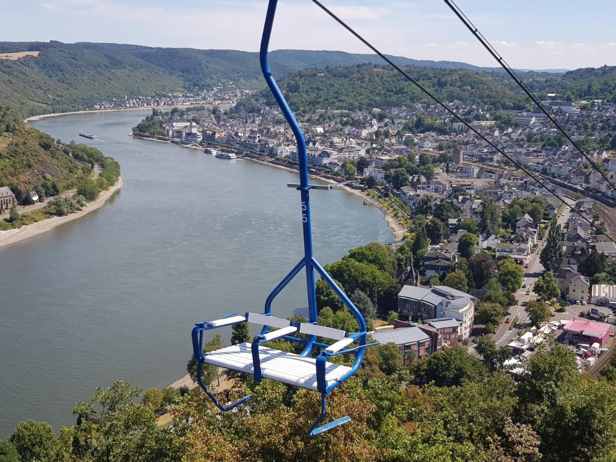 Penthouse Im Historischen Fachwerkhaus Mit Grosser Dachterrasse An Zentralster Lage Boppard Exterior photo