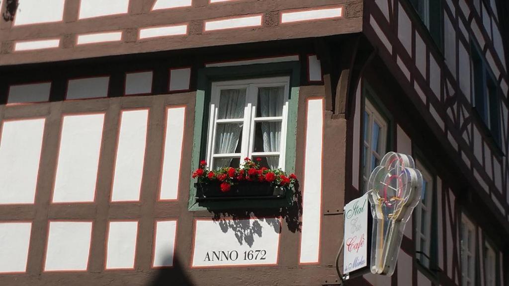 Penthouse Im Historischen Fachwerkhaus Mit Grosser Dachterrasse An Zentralster Lage Boppard Exterior photo